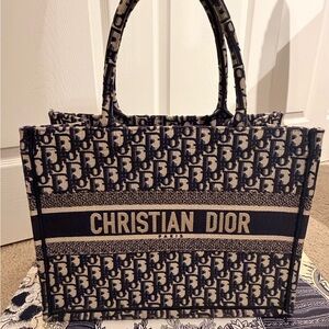 Dior Oblique Patterned Tote in Navy and Cream